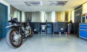 Jak otworzyć warsztat motocyklowy? Kompletny przewodnik krok po kroku
