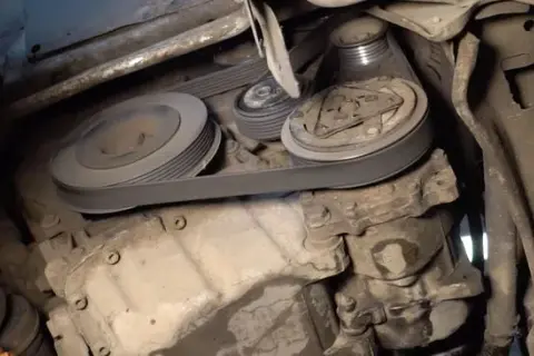 Jak wymontować alternator Citroen Xsara Picasso - proste kroki i porady