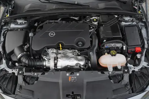 Opel Insignia jaki silnik do gazu – unikaj kosztownych błędów