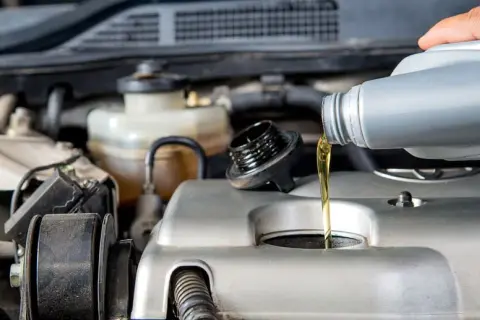 Ile kosztuje wymiana oleju w serwisie Volvo? Sprawdź ceny i porady