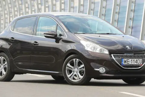 Peugeot 208 jaki silnik wybrać, aby uniknąć wysokich kosztów paliwa?
